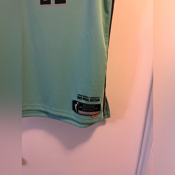 Nike NY Liberty Eqality Jersey - Picture 2 of 5
